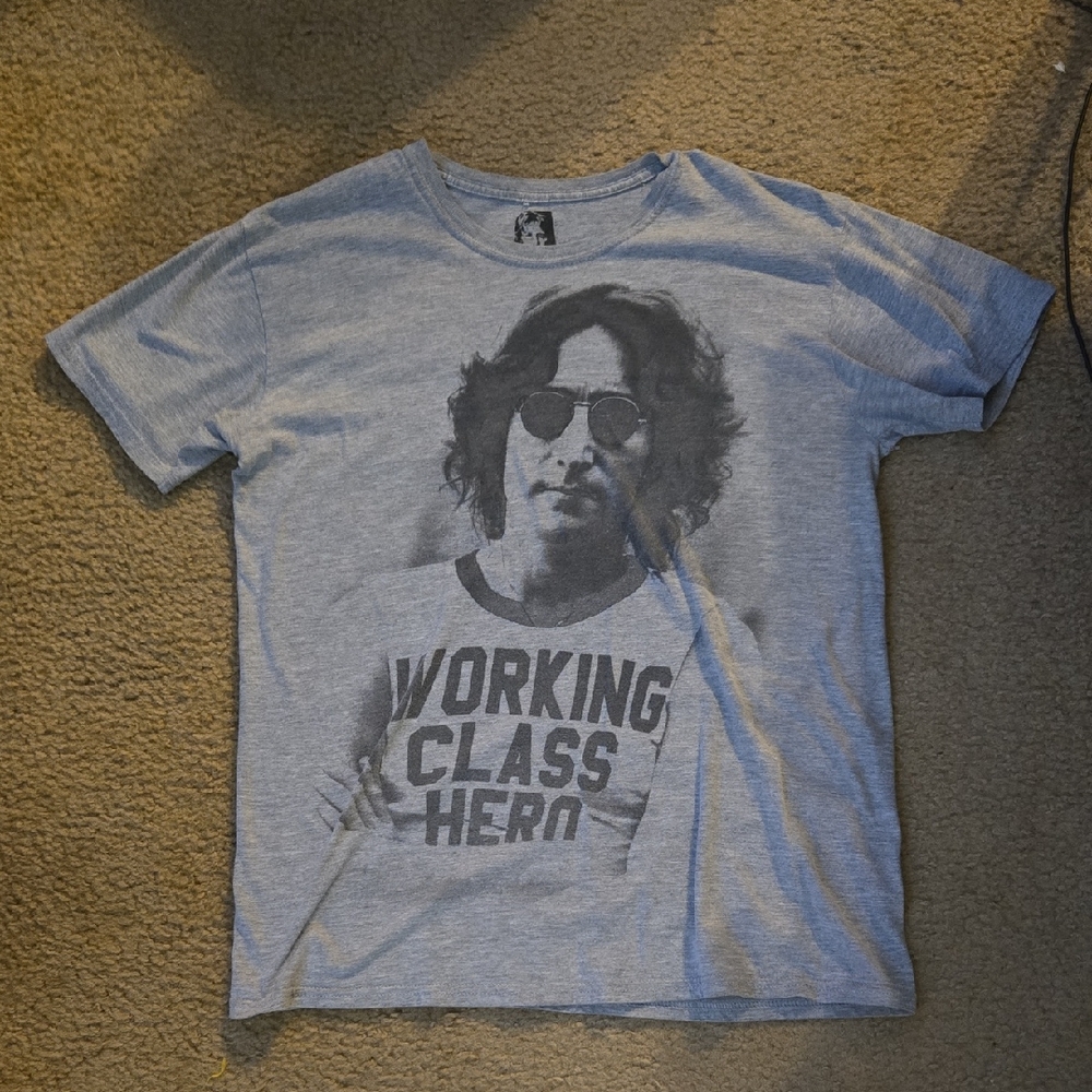 John Lennon T-shirt Men's Size Medium